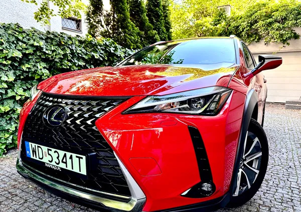 kamieńsk Lexus UX cena 134900 przebieg: 26000, rok produkcji 2021 z Kamieńsk